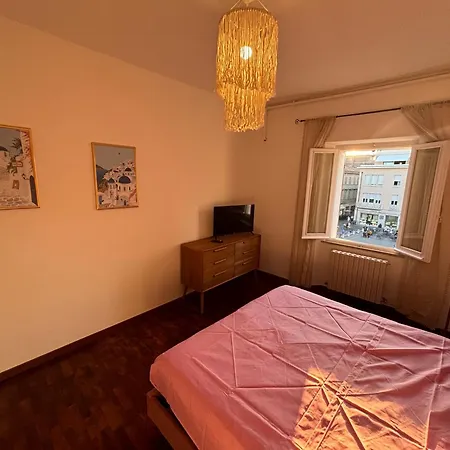 Bed & Breakfast Xx Settembre 43 N2