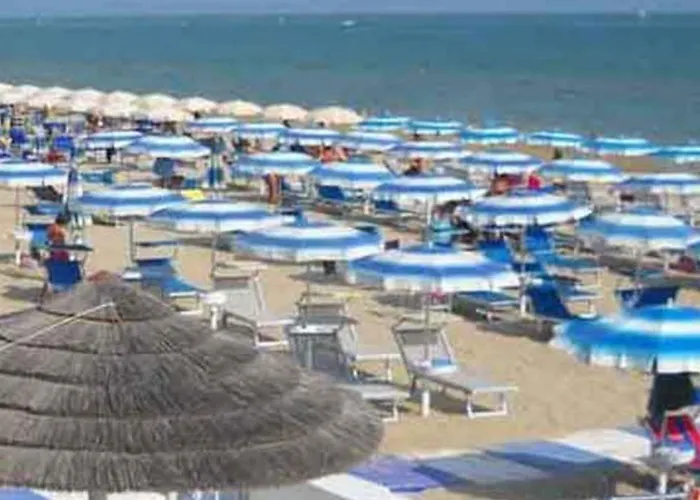 Xx Settembre 43 N2 住宿加早餐酒店 3*