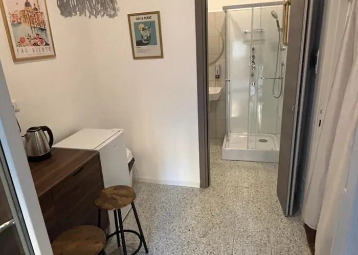 Xx Settembre 43 N2 住宿加早餐酒店 3*