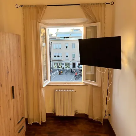 Xx Settembre 43 N2 Frühstückspension